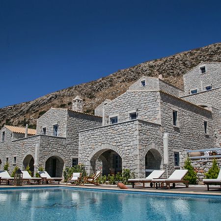 Εn Plo Luxury Suites Karavostásion Extérieur photo