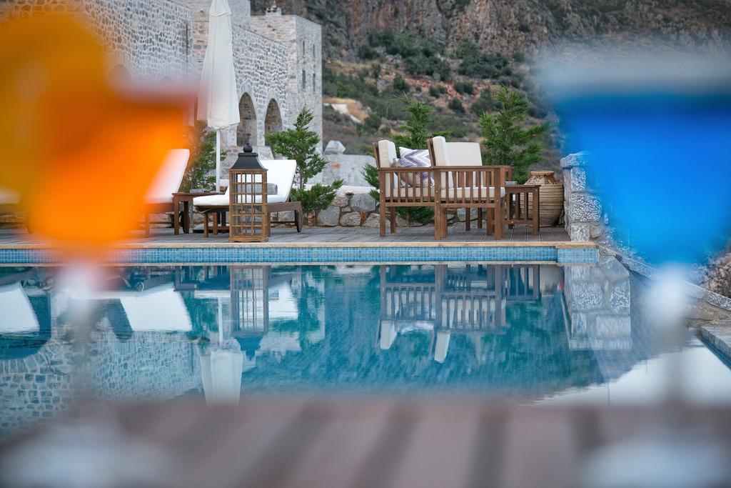 Εn Plo Luxury Suites Karavostásion Extérieur photo