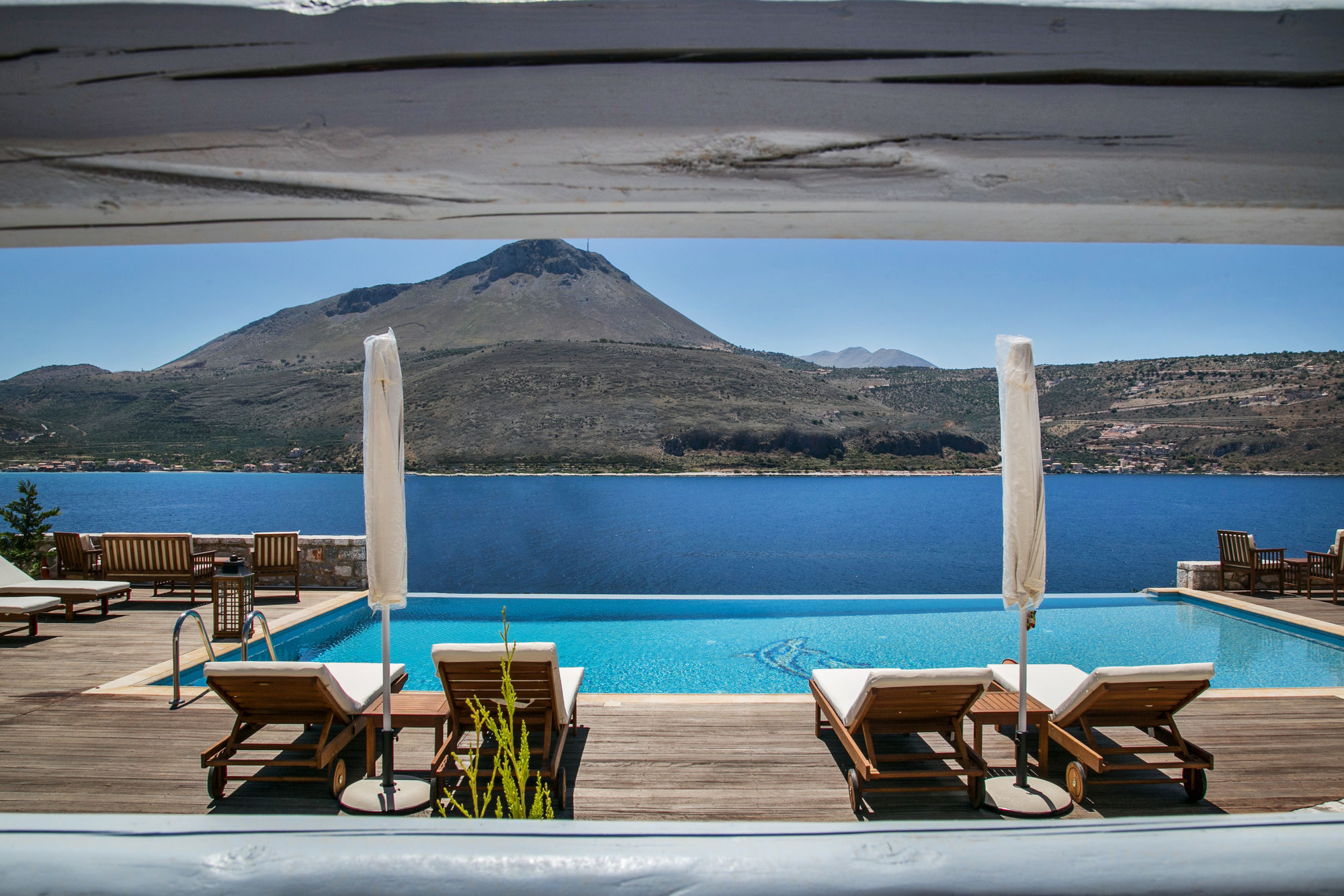 Εn Plo Luxury Suites Karavostásion Extérieur photo